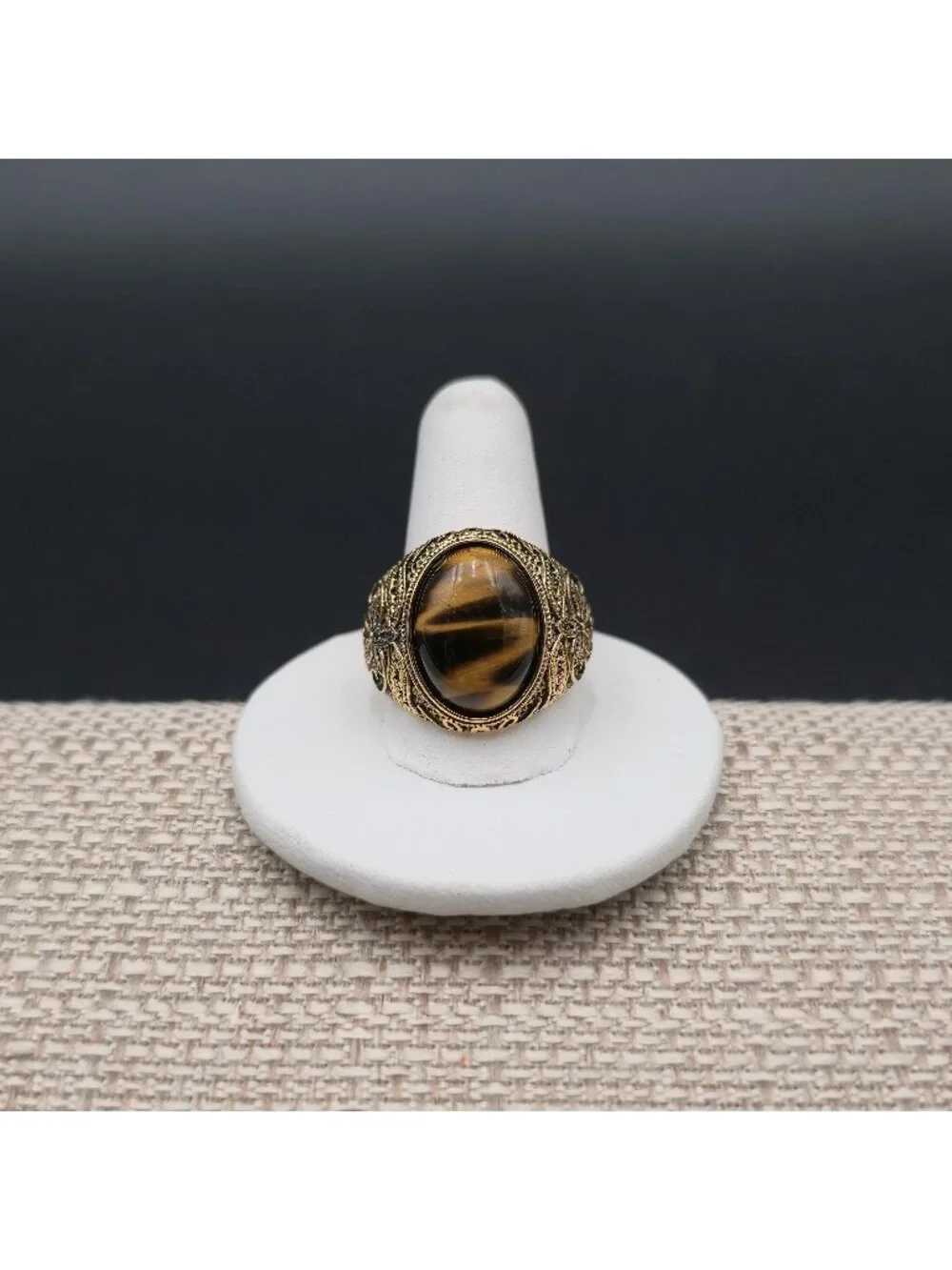 Size 10 Vintage Tigers Eye Stone Ring - Ornate Floral Accent Band A8107